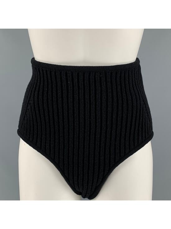 Alaia Pants - ALAIA Size 2 Black Wool Blend High Waisted Shorts